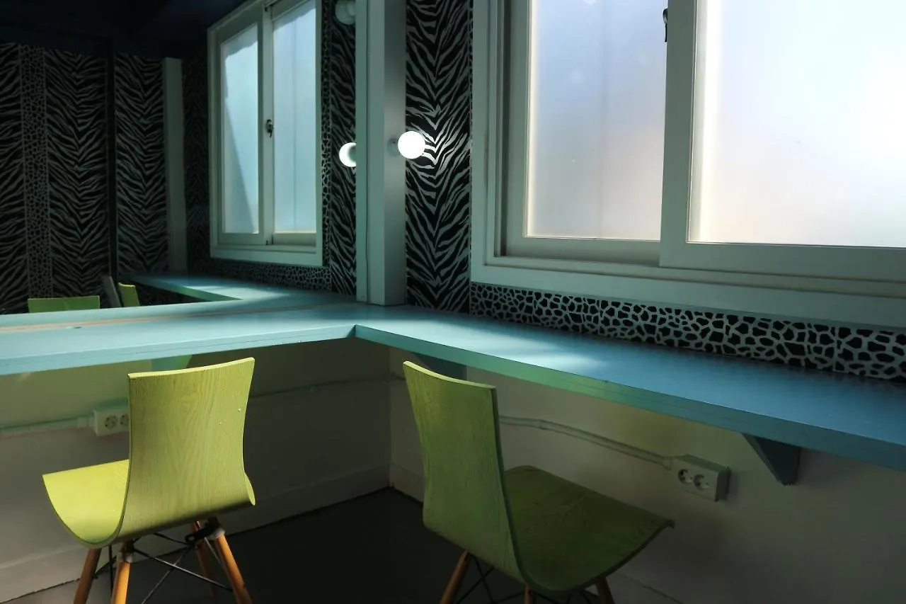 Nampo Hill Guesthouse Busan South Korea