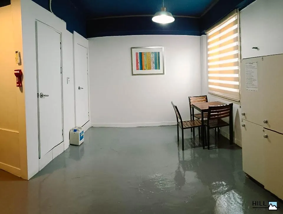 Nampo Hill Guesthouse Busan Hostel